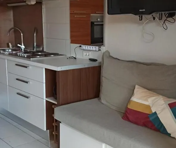 Apartment Cap Esterel 5 Beds 1 Bedroom, Terasse And Garden Air Conditioning Xwq2